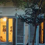 The Garden House 1Room In Shared Apartment